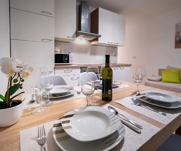 Apartament Arbis *