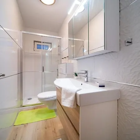 Arbis Apartman *