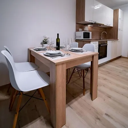 Arbis Apartman *