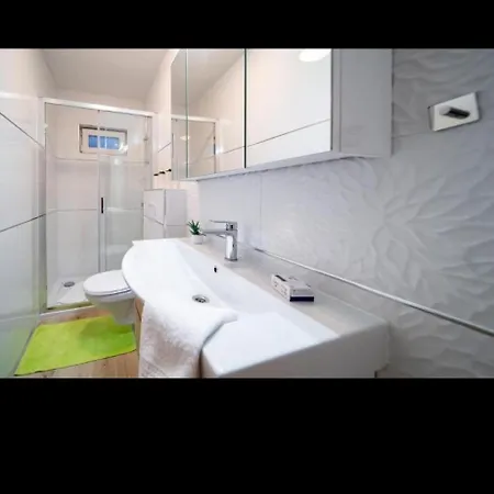 Arbis Apartment