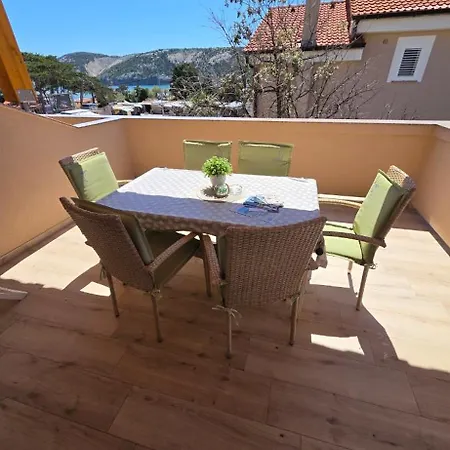 Arbis Apartment Lopar